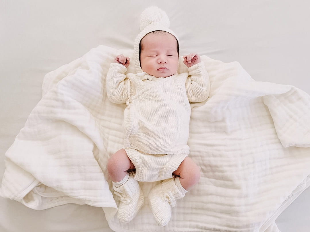 White muslin swaddle online blankets wholesale